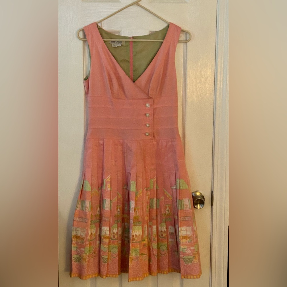 Kay Unger New York pleated dress